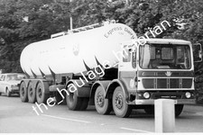 THH Truck Photos - AEC - Express Dairy.