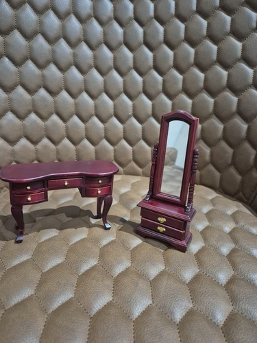 Dolls house dressing table and - dolls,