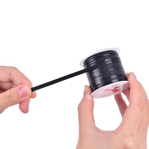 Elastic rope band tied - tied, with