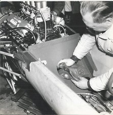 FITTING BAG FUEL TANK TO