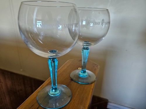 Bombay sapphire gin - bombay,
