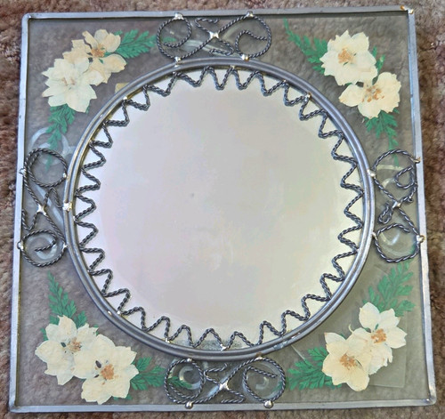 Square floral wall mirror - square,