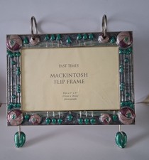 PAST TIMES - Mackintosh Flip Frame - unused for 6 x 4 photos