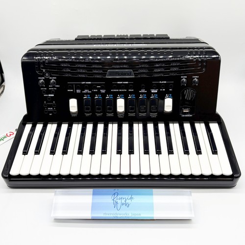Roland v accordion - roland, v-accordion