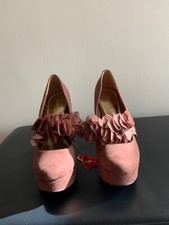 Love Label - New size 5 ladies