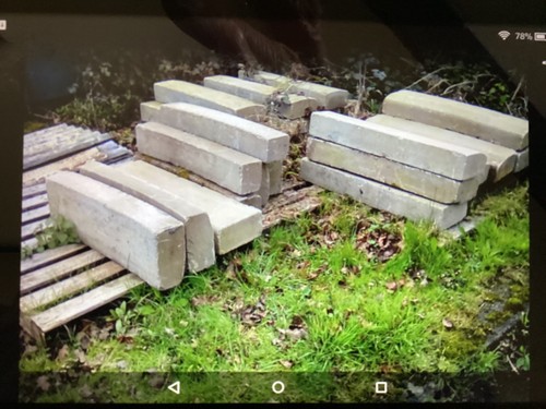 Grey standard size - kerb, stones