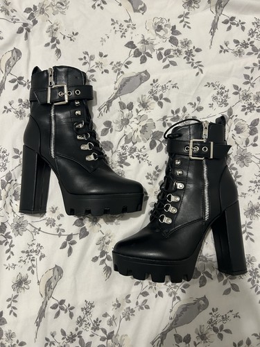 Gothic punk rock chunky - punk,