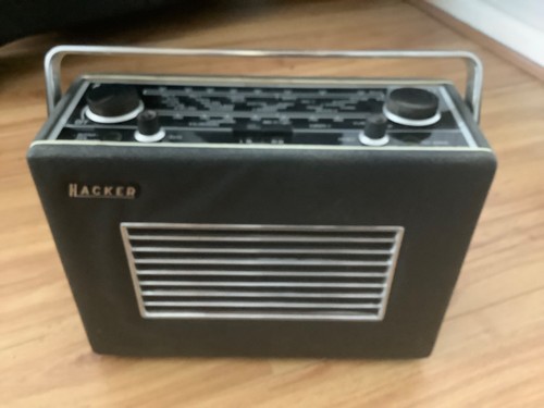 Hacker herald radio model rp35 - radio,