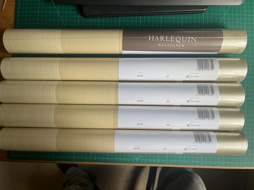 Harlequin wallpaper pattern - harlequin,