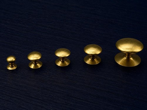 Solid brass victorian knobs - brass,