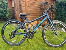 Carrera Axle Women's Hybrid