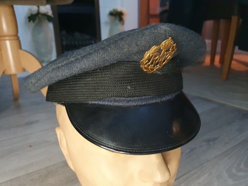 Raf royal air force - royal, peaked