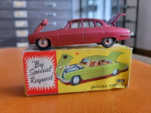 Vintage corgi toys 238 - corgi,