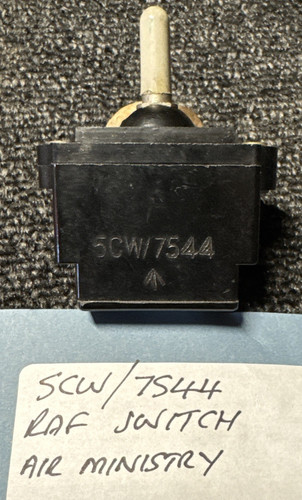 Aircraft tumbler toggle - tumbler,