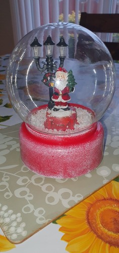 Santa musical snowglobe - santa,