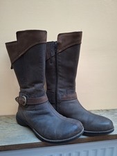 Merrell Espresso Boots Size 5