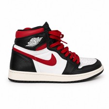 Air Jordan 1 mid 7.5uk black