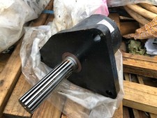 GENUINE JCB FASTRAC PTO SINGLE GEARBOX P/N 332/P3274