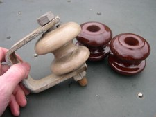 COLLECTION OF 3 VINTAGE CERAMIC PORCELAIN ELECTRIC INSULATORS, DOULTON + 1