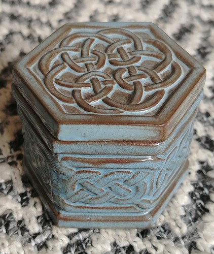 Vintage celtic design tyn llan - design,