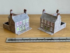 Metcalfe Models PN104 N Gauge 2 Pairs of Stone Terrace Houses, Constructed VGC