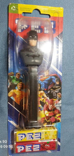 Sealed comics batman pez - sealed,