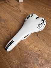 SELLE ITALIA SLR TEAM EDITION SADDLE CARBON FIBRE VERY GOOD CONDITION VERY LIGHT