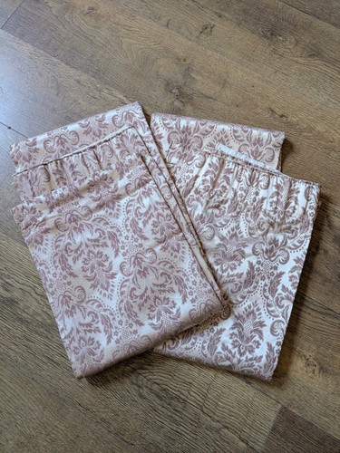 Pair vintage pink damask - vintage,