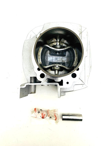 Vertical cylinder ducati - vertical,