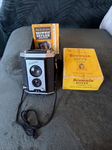 Brownie reflex camera with - reflex,