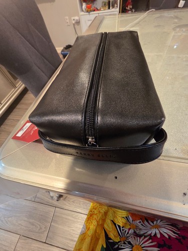Nwt perry ellis - perry, travel