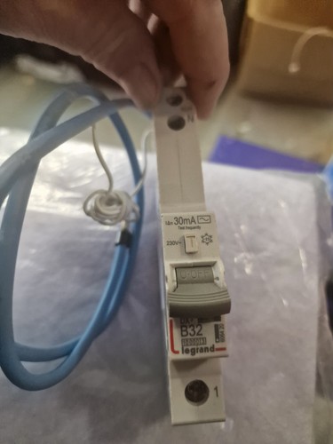 Legrand rcbo residual - legrand, dx³