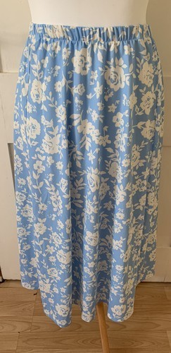 Size ladies damart - size, 22