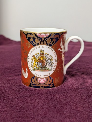 Vintage royal worcester queen - vintage,
