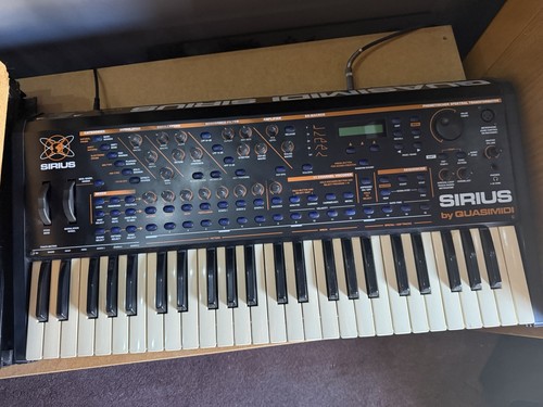 Quasimidi sirius german techno - sirius,