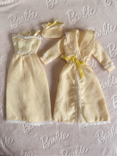 Barbie doll vintage clothes - barbie,