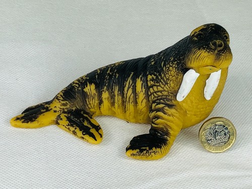 Walrus sea lion toy - walrus,
