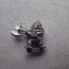 Citadel Warhammer 80s Marauder MM16 Dwarf Troll Slayer B