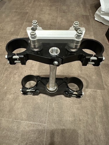Oem triple clamp 22mm offset - clamp,