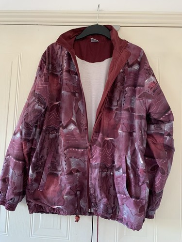 Vintage retro shell