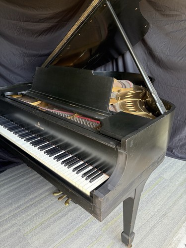 Steinway sons model - model, piano