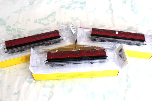 Hornby gauge coaches - hornby, oo