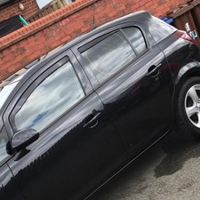 4x Wind Deflectors For