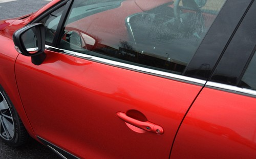 Chrome side door - side, sill