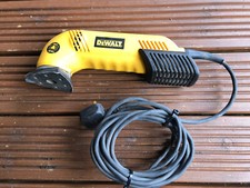 Dewalt D26430 Recon Variable Speed Integrated Extraction 240V 300W Delta Sander