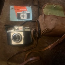 VINTAGE KODAK BROWNIE CRESTA 3