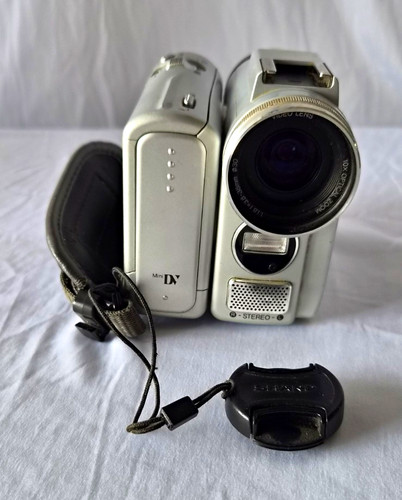 Sharp viewcam z8h minidv - viewcam, vl-z8h