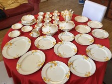 1930s Crown Ducal Sunburst Tea, Coffee & Dinner Wear Vintage Loveliness VGc