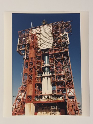 Nasa wind delta workers - nasa, ii