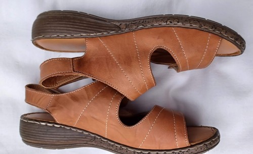 Soft leather sandals pavers - sandals,